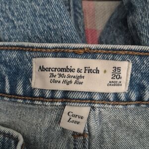 Abercrombie & Fitch Ultra High Rise Blue Jeans